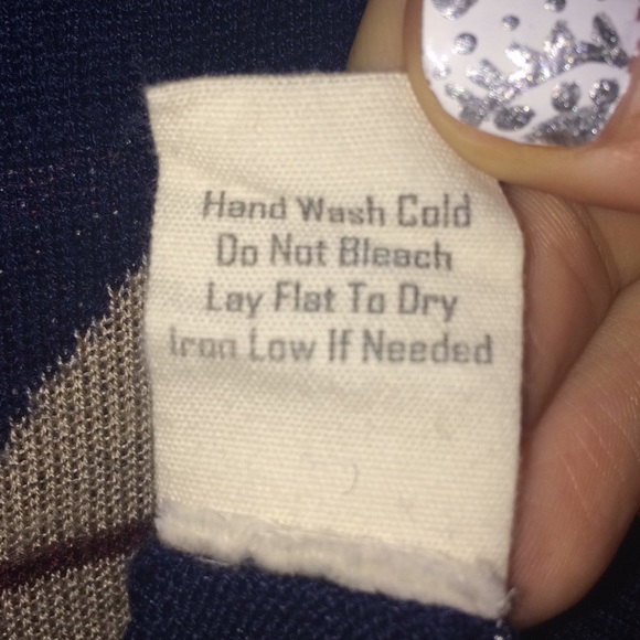 Navy Knit Sweater with Heart - Picture 5 of 5